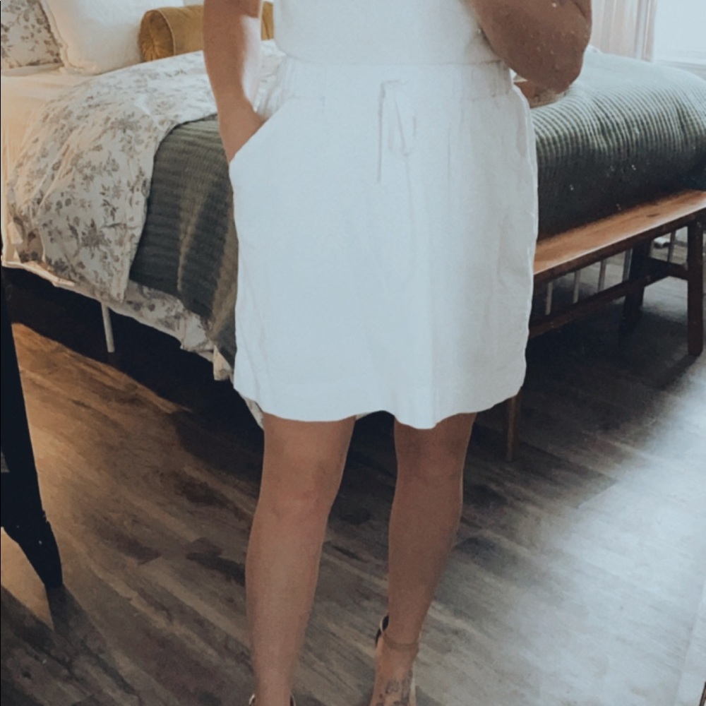 Cotton skirt with pockets